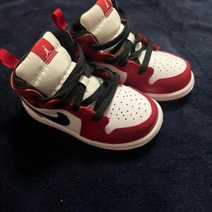 Nike Kids Air Jordan 1 Mid Chicago 2020